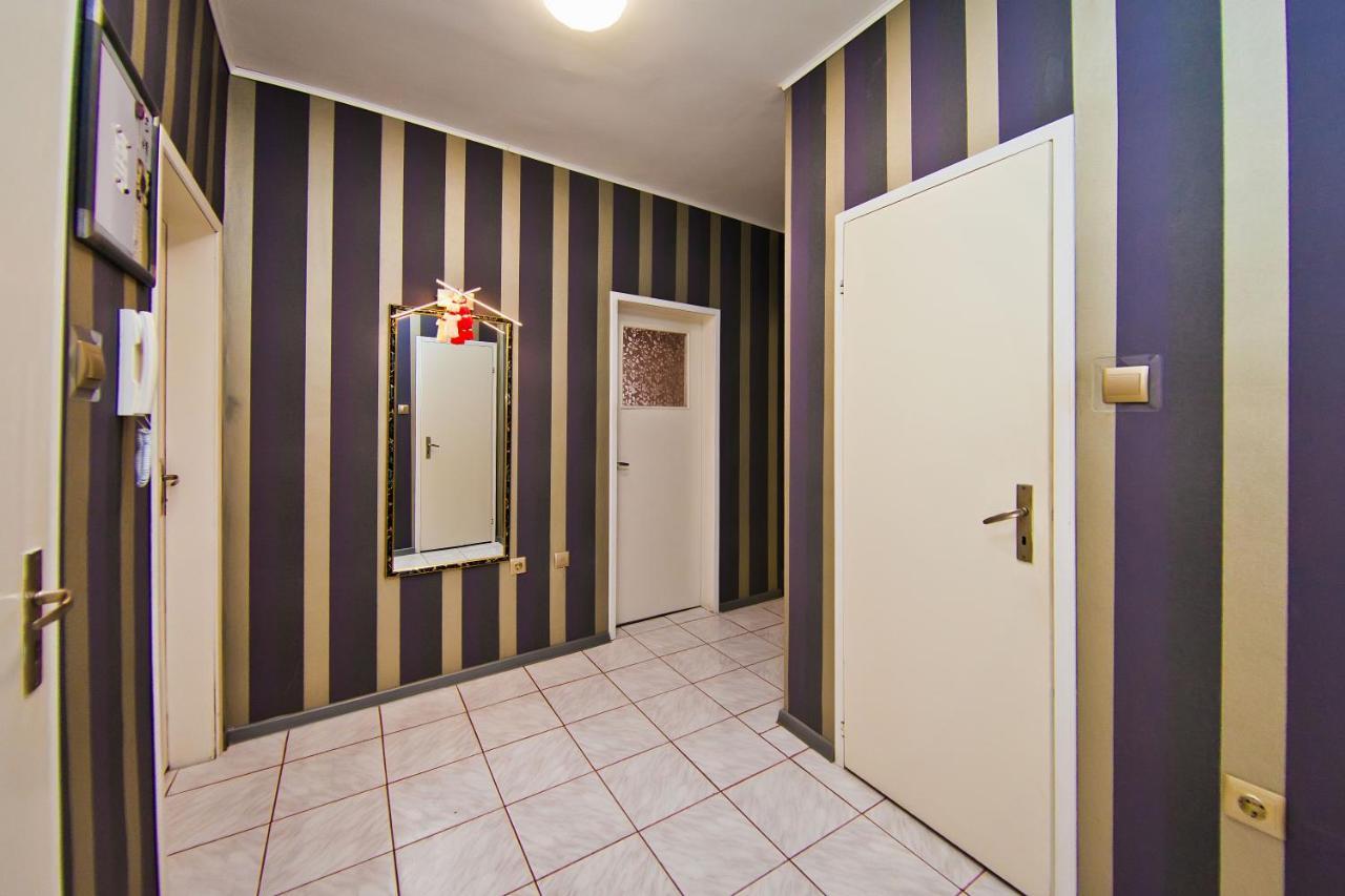 Perla 2-Bdrm In The Heart Of The City Варна Экстерьер фото